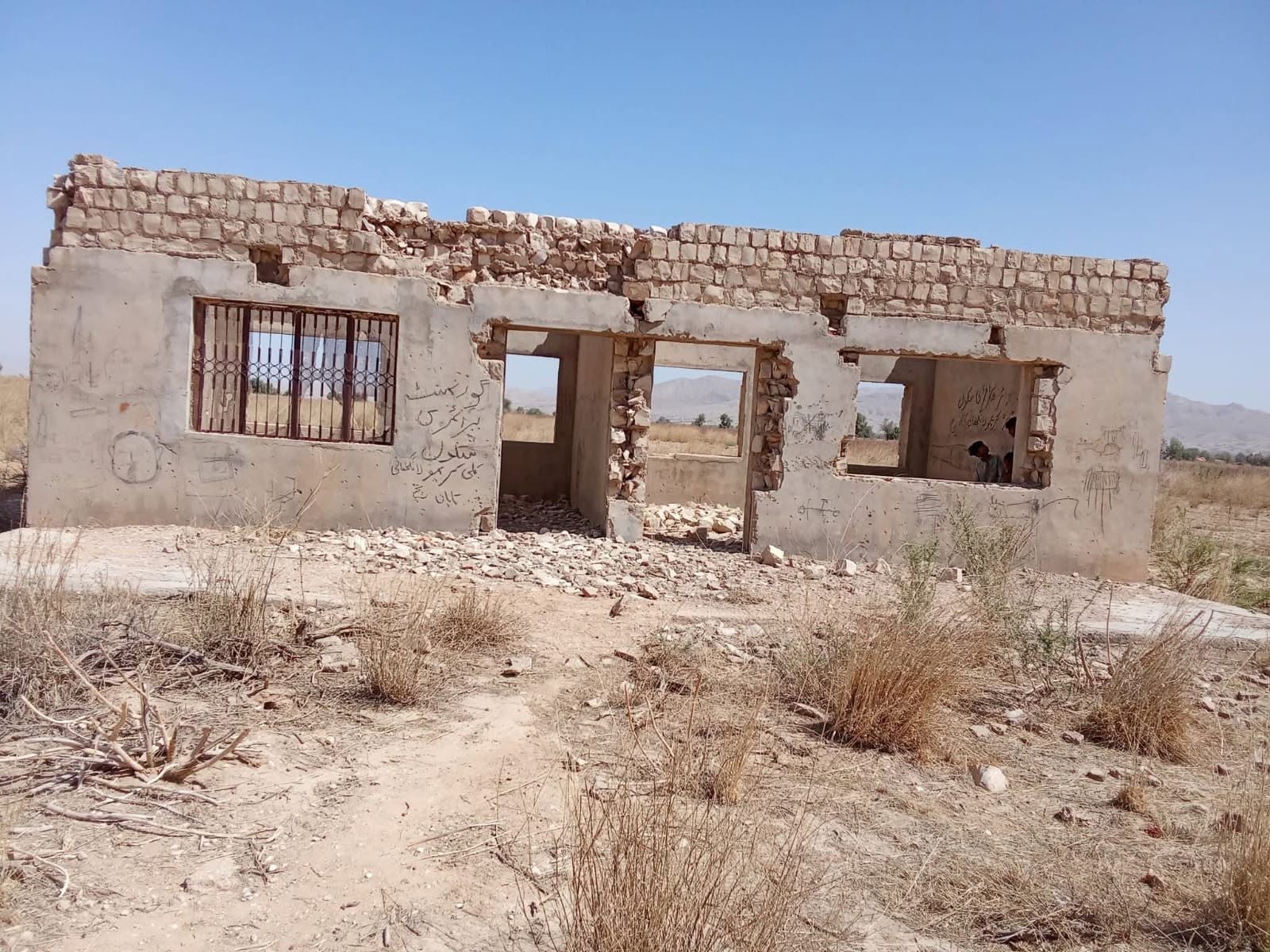 Kahan Residents Call for Schools, Healthcare and Mobile Connectivity