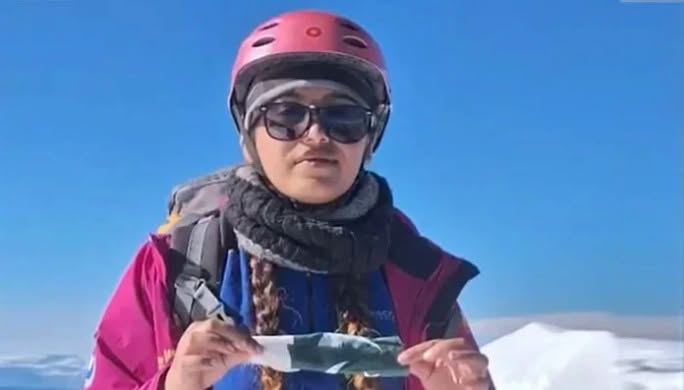 Balochistan's first woman mountaineer feted in Quetta