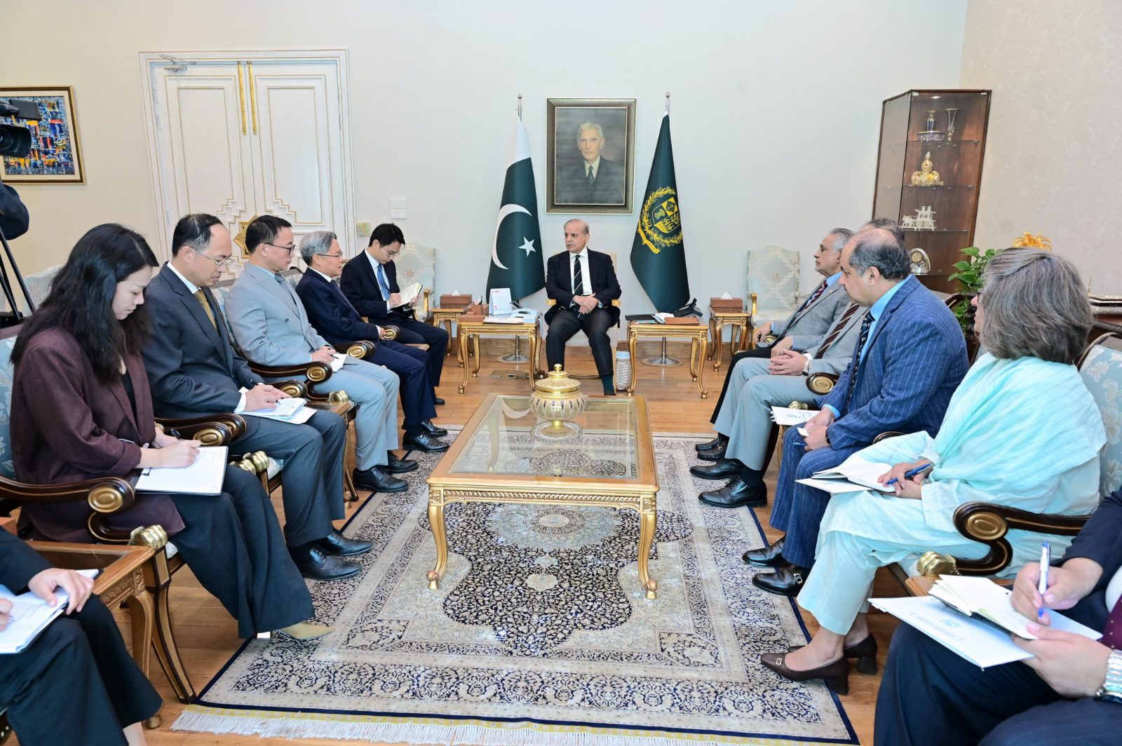 China reaffirms 'iron brother' ties in meeting with PM Shehbaz