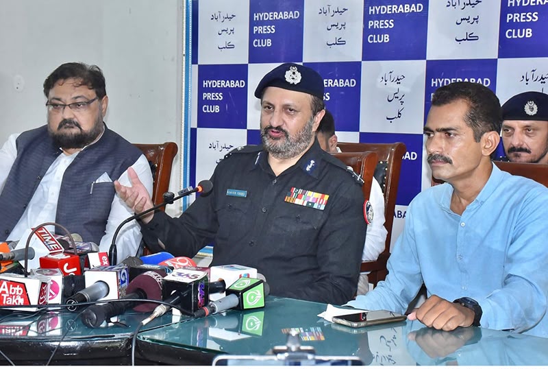 IG Sindh draws a line between journalism and blackmailing
